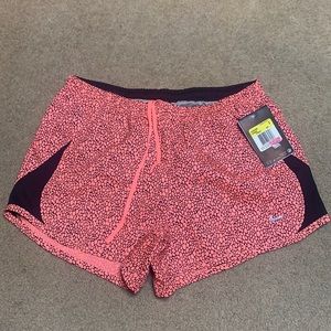 NIKE RUNNING SHORTS